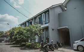 RedDoorz @ Jamin Ginting Medan